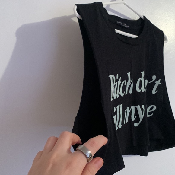 👚 BRANDY MELVILLE muscle tank - Picture 2 of 5